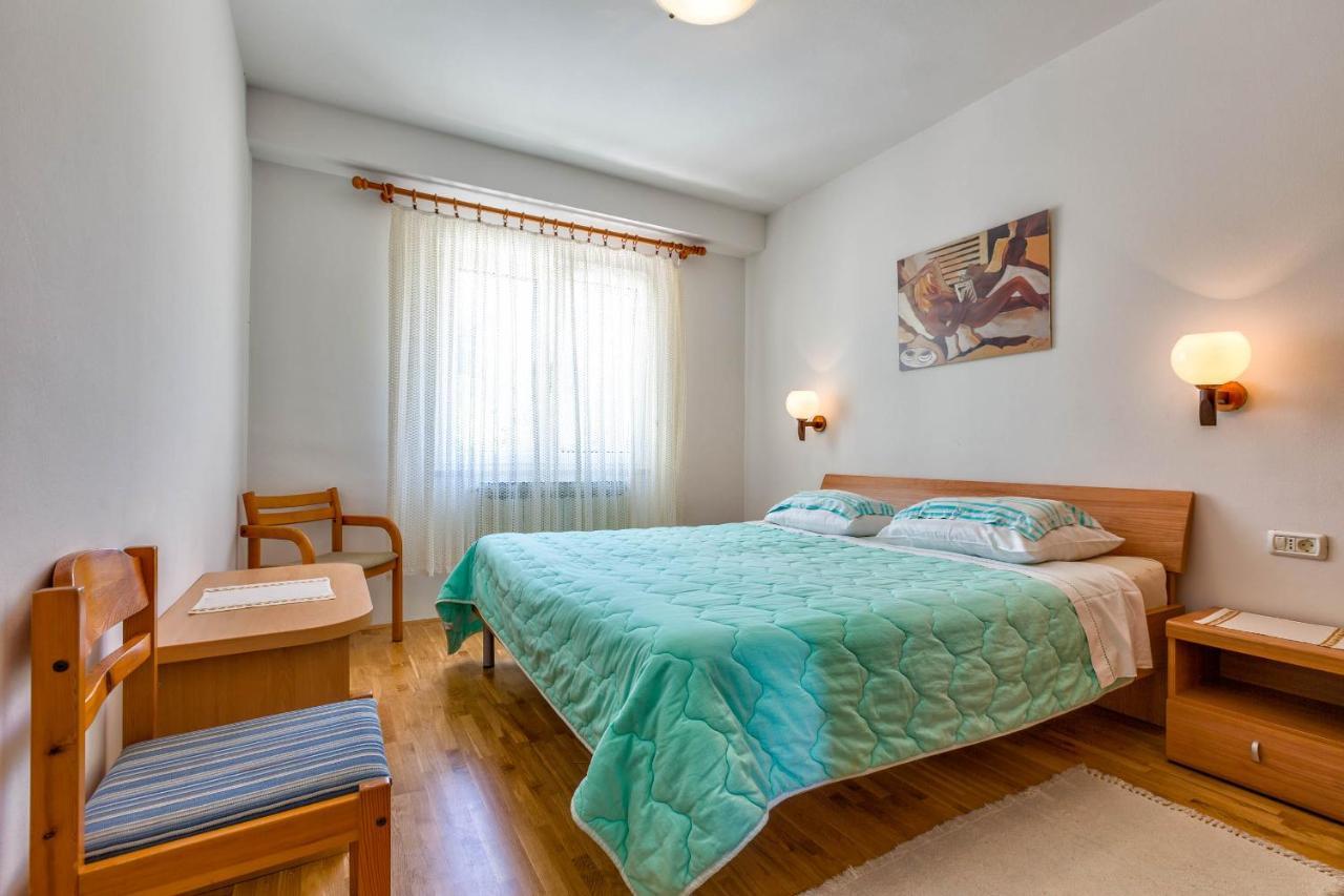 Apartments Margarita Mali Lošinj Exterior foto